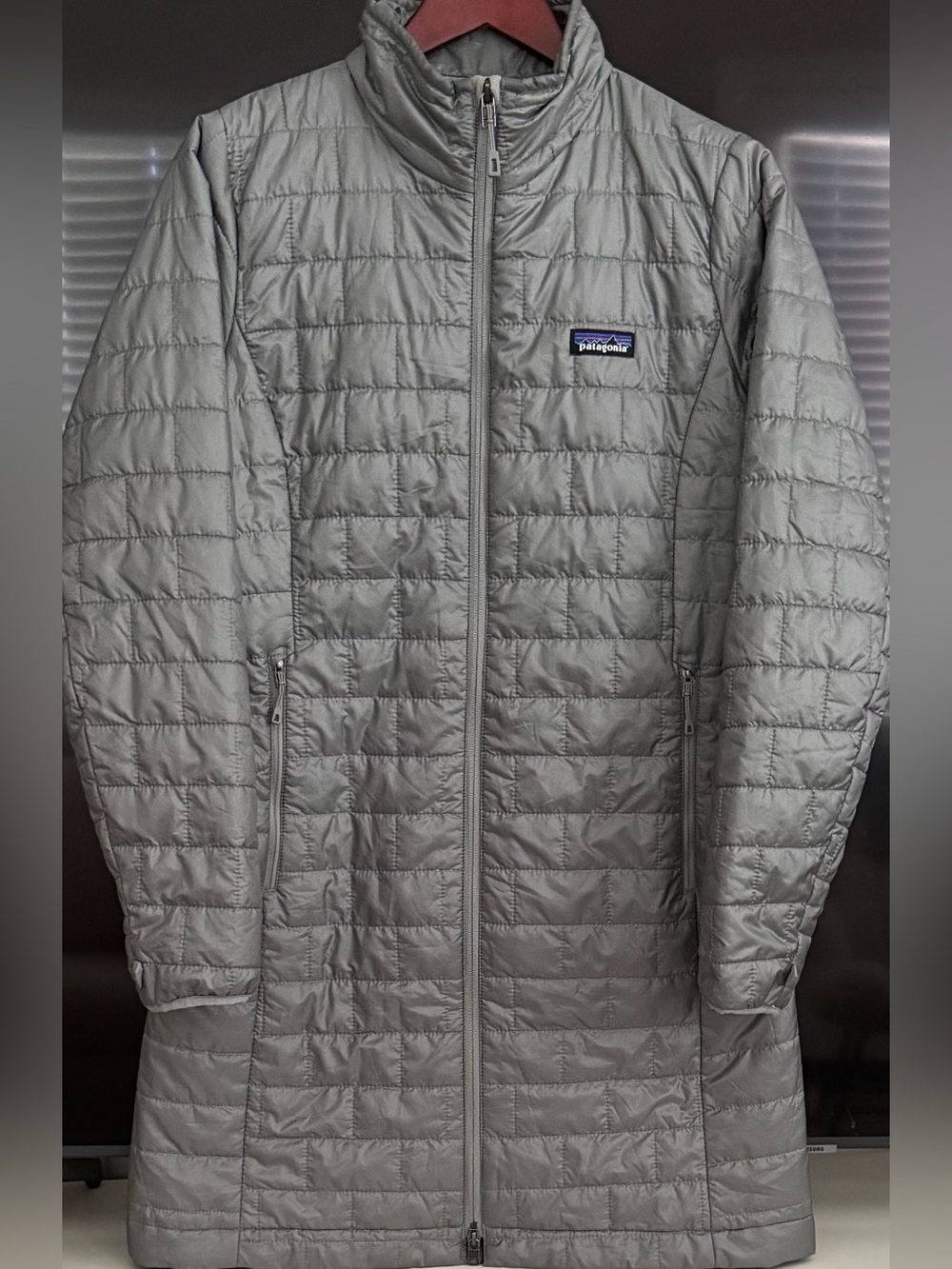 Patagonia Nano Puff Long Length Parka Jacket Womens Medium Puffer Coat MSRP $289